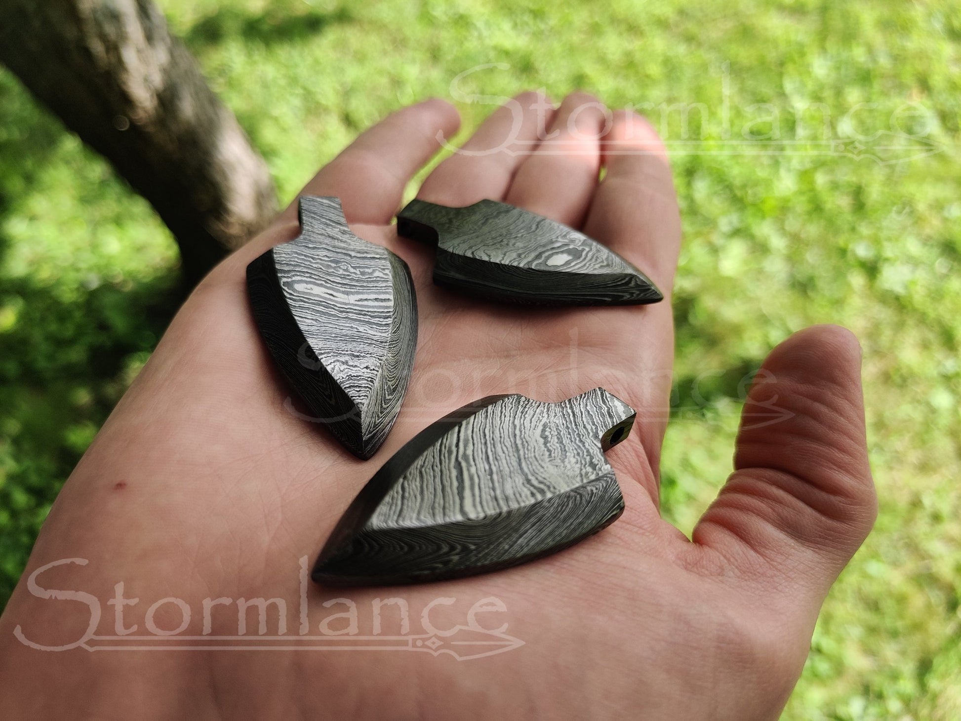 Arrowhead Pendant, Damascus Steel - Stormlance